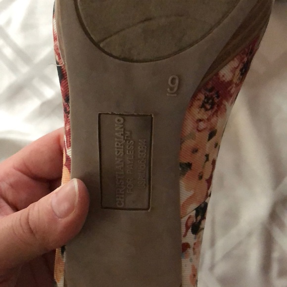 Heels - Picture 4 of 4